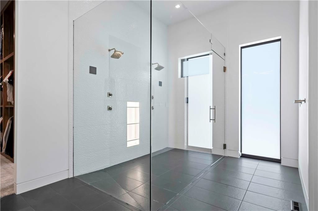 Evan Talan Designed Luxury An Architectural Gem with Light Filled Spaces in Kansas for 5 Million 28