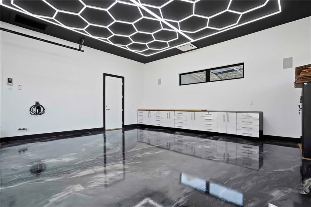 Evan Talan Designed Luxury An Architectural Gem with Light Filled Spaces in Kansas for 5 Million 35