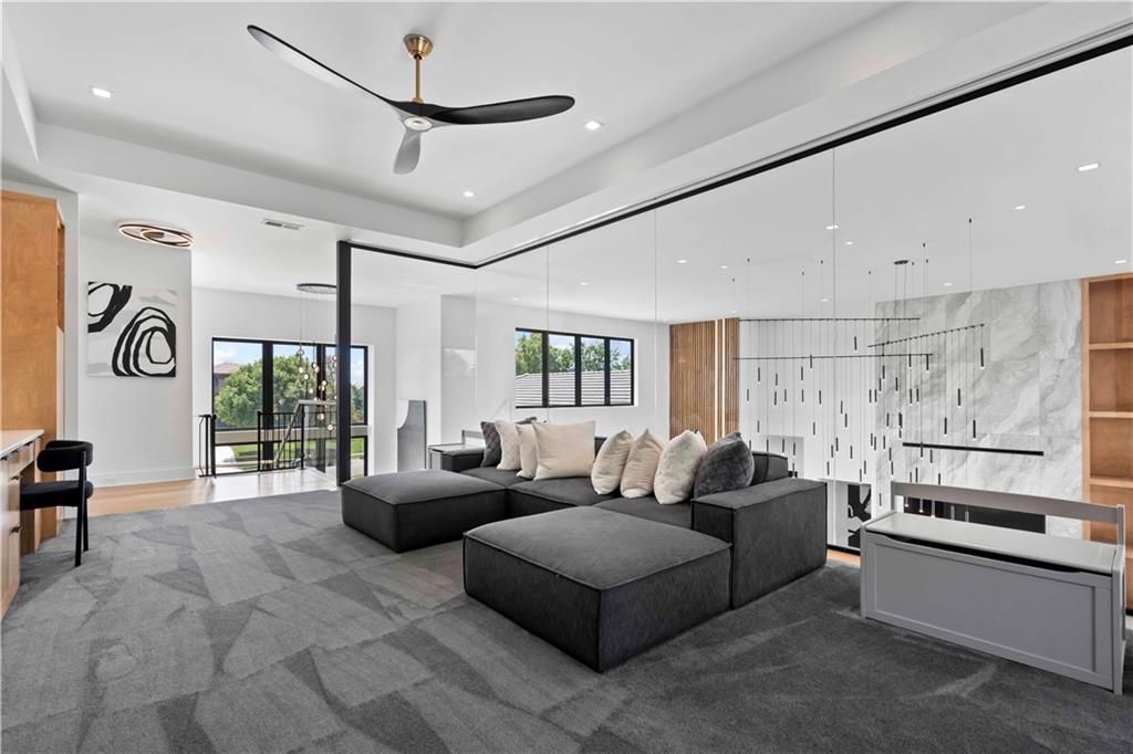 Evan Talan Designed Luxury An Architectural Gem with Light Filled Spaces in Kansas for 5 Million 39
