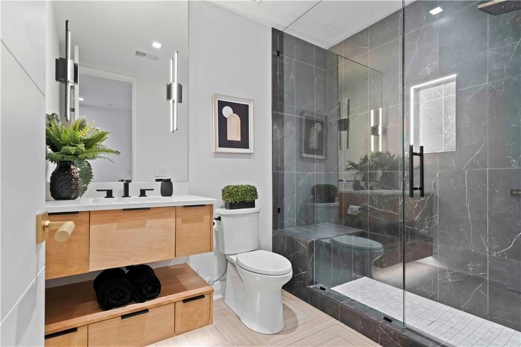 Evan Talan Designed Luxury An Architectural Gem with Light Filled Spaces in Kansas for 5 Million 61