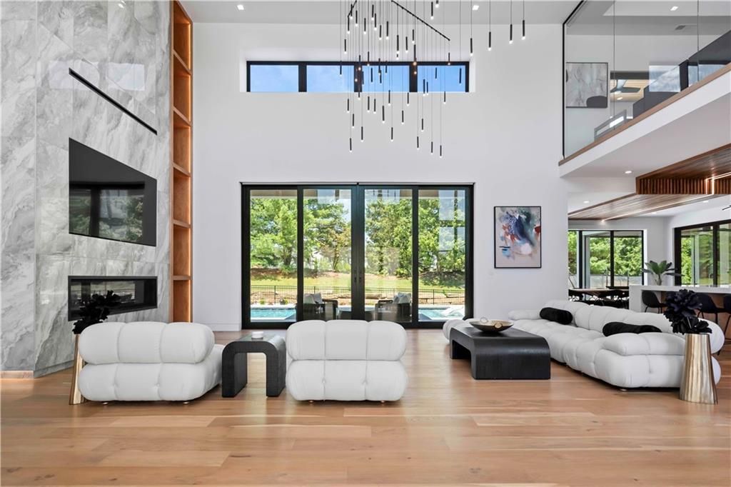 Evan Talan Designed Luxury An Architectural Gem with Light Filled Spaces in Kansas for 5 Million 7