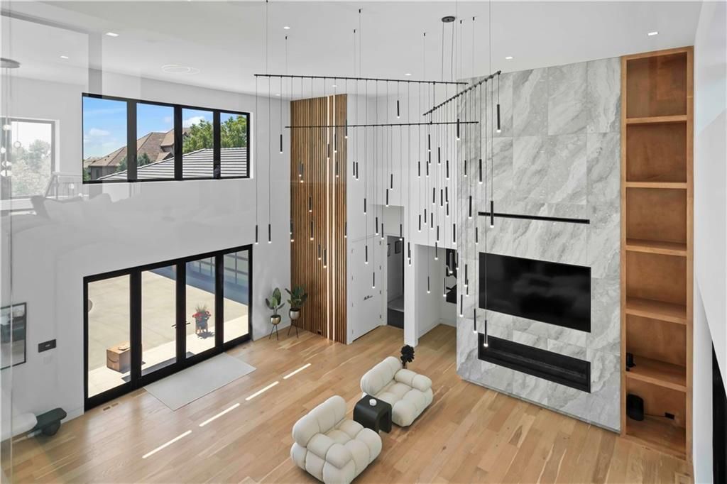 Evan Talan Designed Luxury An Architectural Gem with Light Filled Spaces in Kansas for 5 Million 8