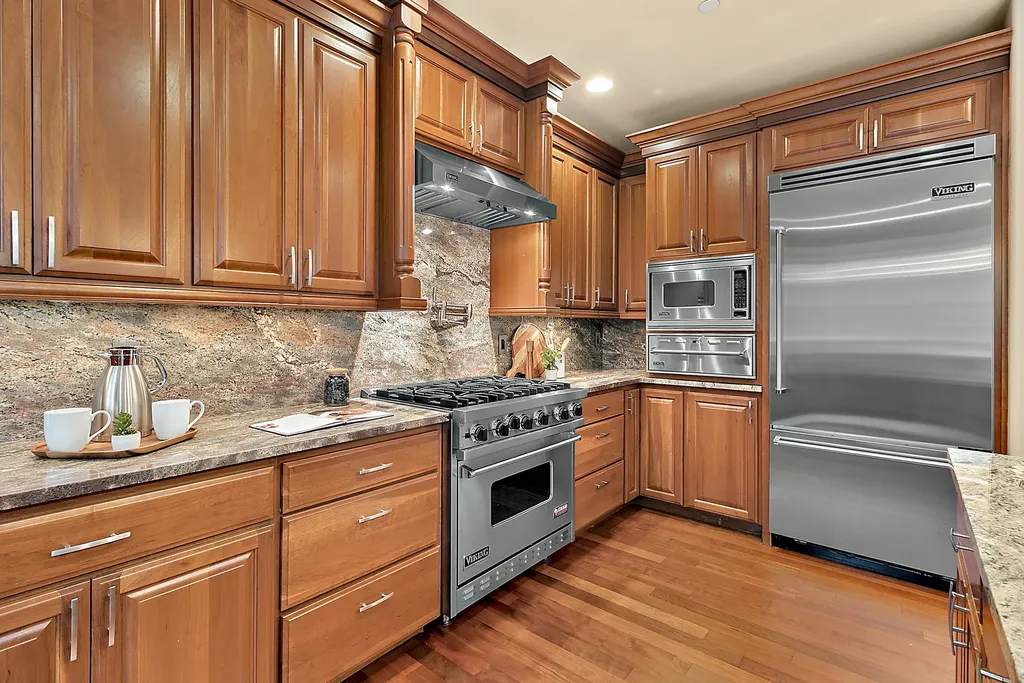Experience Tranquility Elegant 2 Story Washington Home for 3.788 Million 13