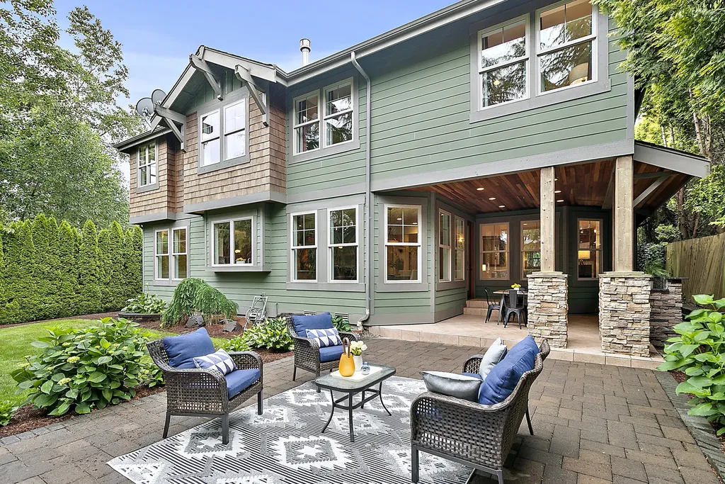 Experience Tranquility Elegant 2 Story Washington Home for 3.788 Million 35