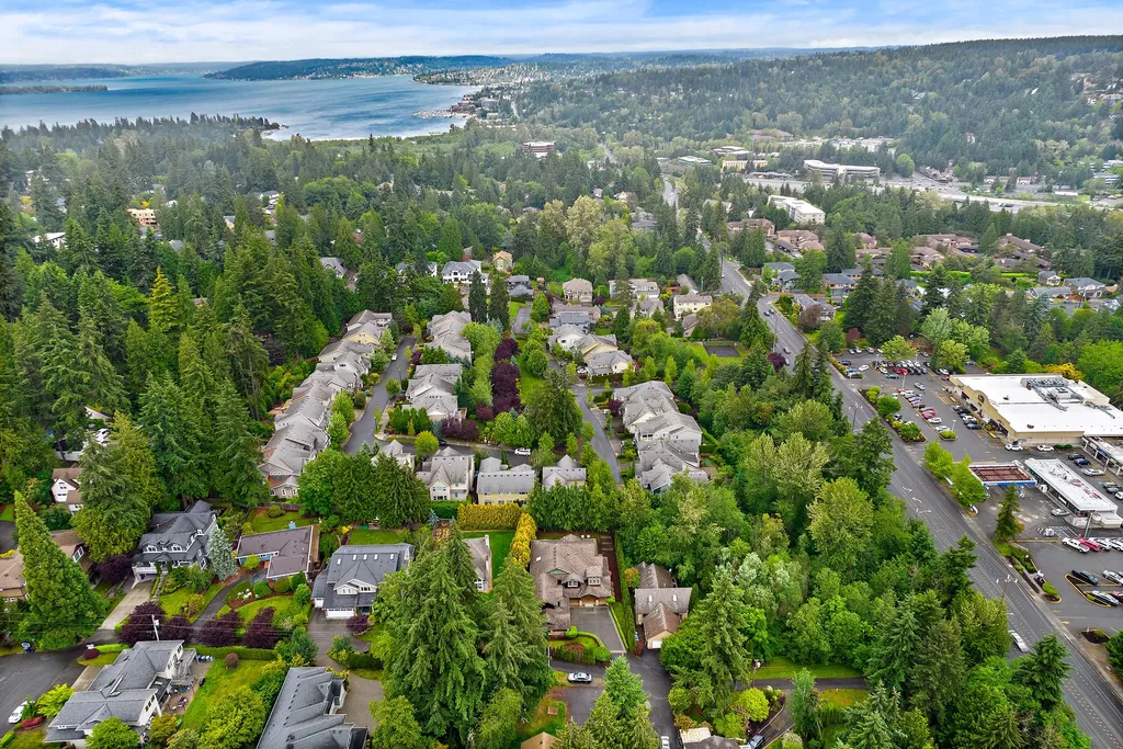 Experience Tranquility Elegant 2 Story Washington Home for 3.788 Million 37