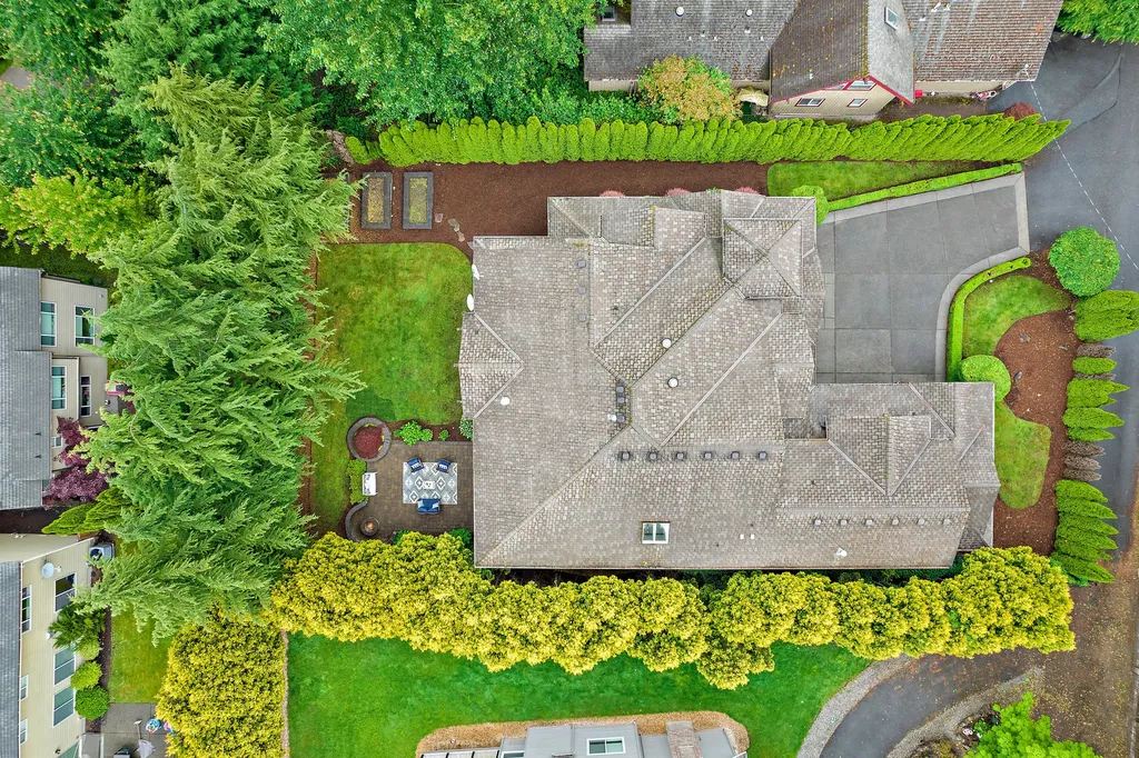 Experience Tranquility Elegant 2 Story Washington Home for 3.788 Million 38