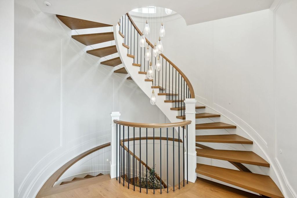 Extraordinary Fully Renovated Home by Award Winning Builder Chatsworth Fine Homes in Ontario for C18.8 Million 11