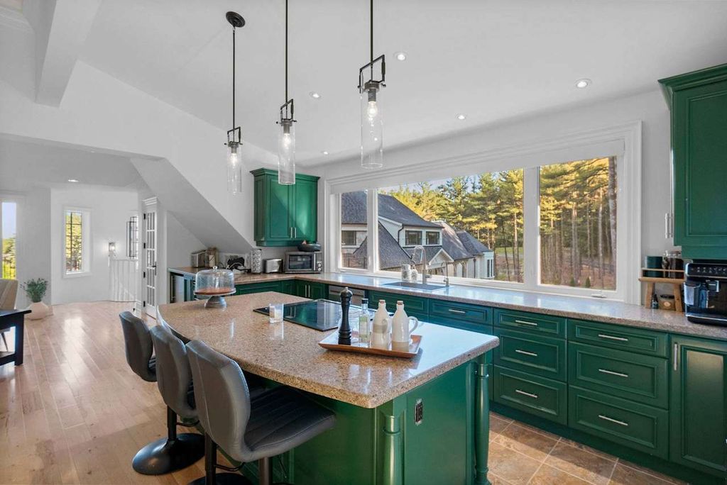 Extraordinary Fully Renovated Home by Award Winning Builder Chatsworth Fine Homes in Ontario for C18.8 Million 25