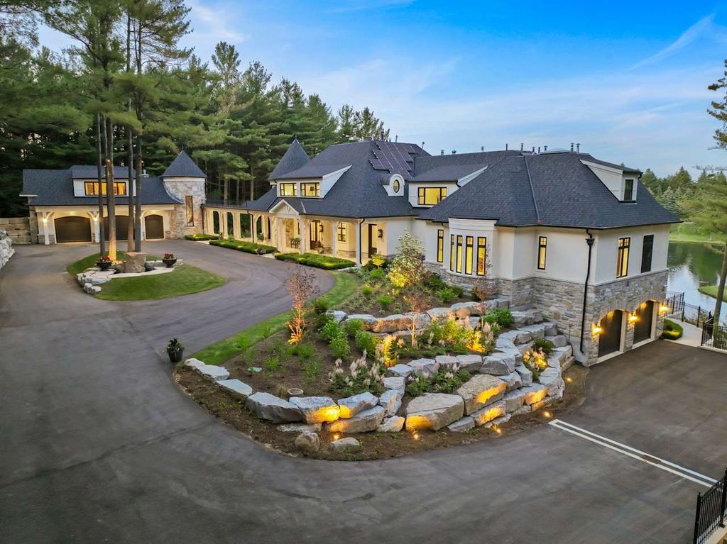 Extraordinary Fully Renovated Home by Award Winning Builder Chatsworth Fine Homes in Ontario for C18.8 Million 43