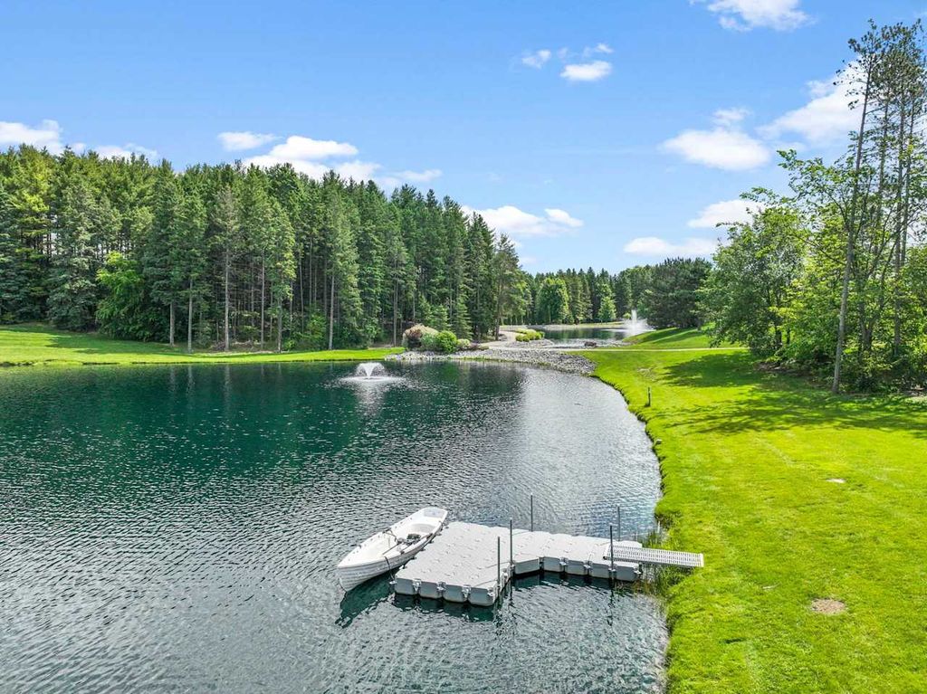 Extraordinary Fully Renovated Home by Award Winning Builder Chatsworth Fine Homes in Ontario for C18.8 Million 45