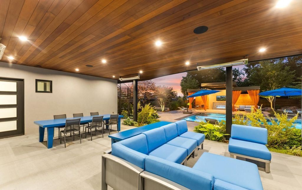Extraordinary Modern Marvel with Captivating Mountain Views in Utah Priced at 7.15 Million 13
