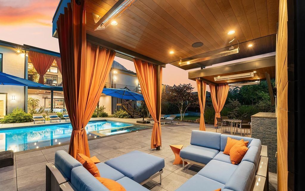 Extraordinary Modern Marvel with Captivating Mountain Views in Utah Priced at 7.15 Million 14