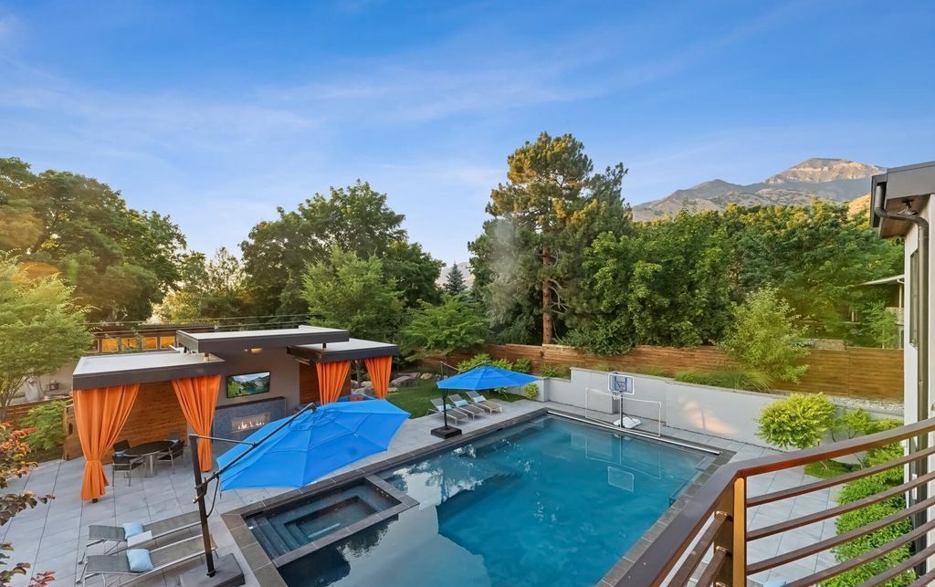 Extraordinary Modern Marvel with Captivating Mountain Views in Utah Priced at 7.15 Million 26