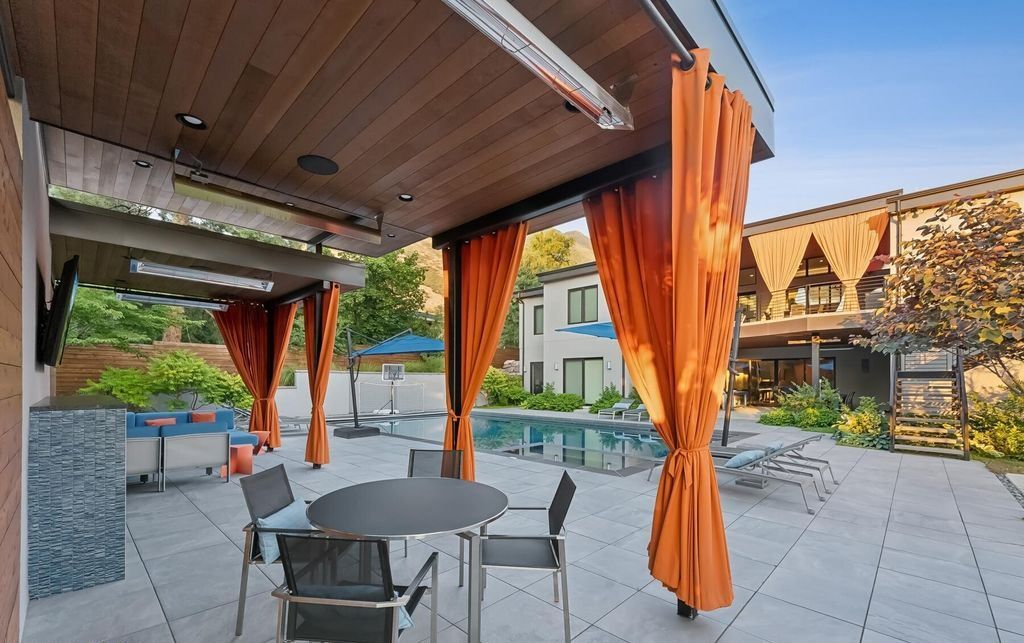 Extraordinary Modern Marvel with Captivating Mountain Views in Utah Priced at 7.15 Million 27