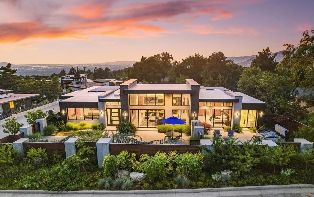 Extraordinary Modern Marvel with Captivating Mountain Views in Utah Priced at 7.15 Million 3
