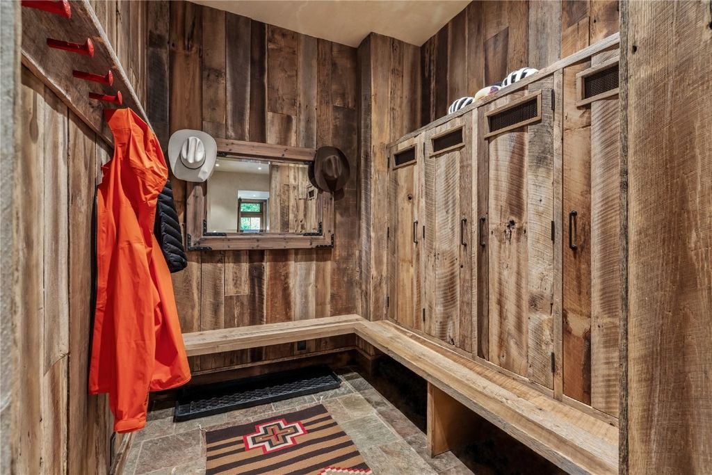 Gunn Creek Estate Rustic Contemporary Luxury with Live Water and Natural Landscapes in Colorado for 13.5 Million 16