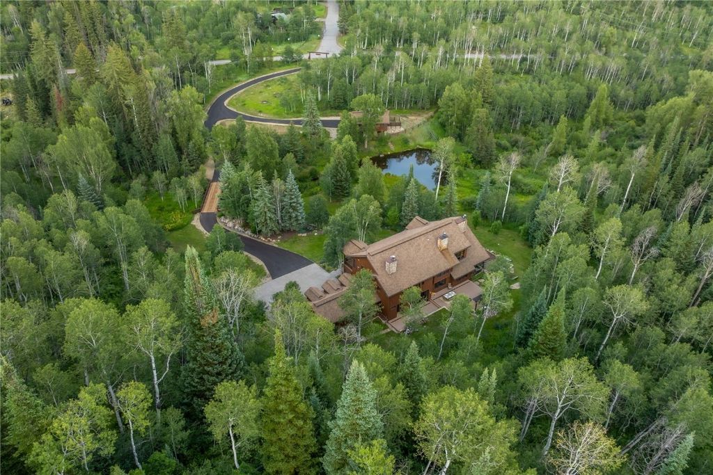Gunn Creek Estate Rustic Contemporary Luxury with Live Water and Natural Landscapes in Colorado for 13.5 Million 47
