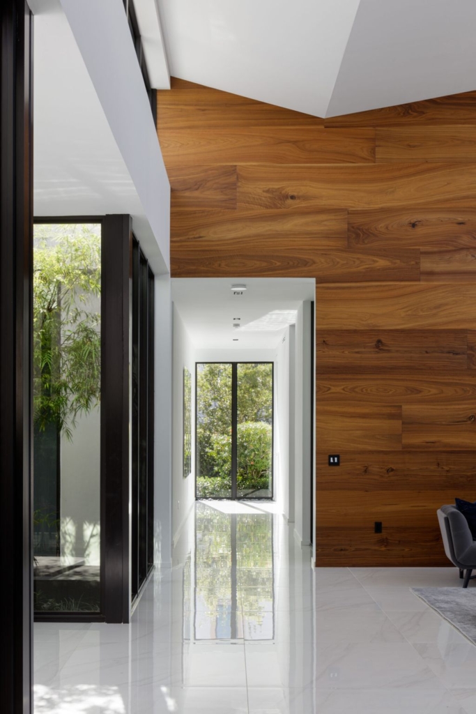 Lake Ridge House by SDH Studio Architecture Design 11