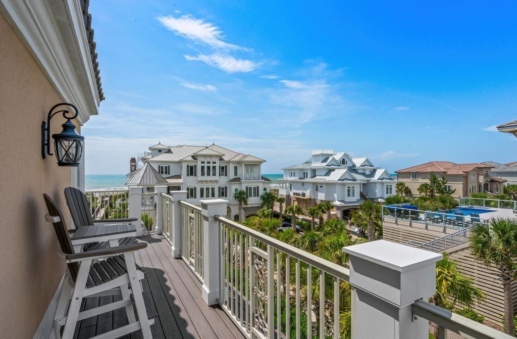 Luxurious Oceanview Estate in South Carolinas Dunes Club Hits the Market for 4.65 Million 28