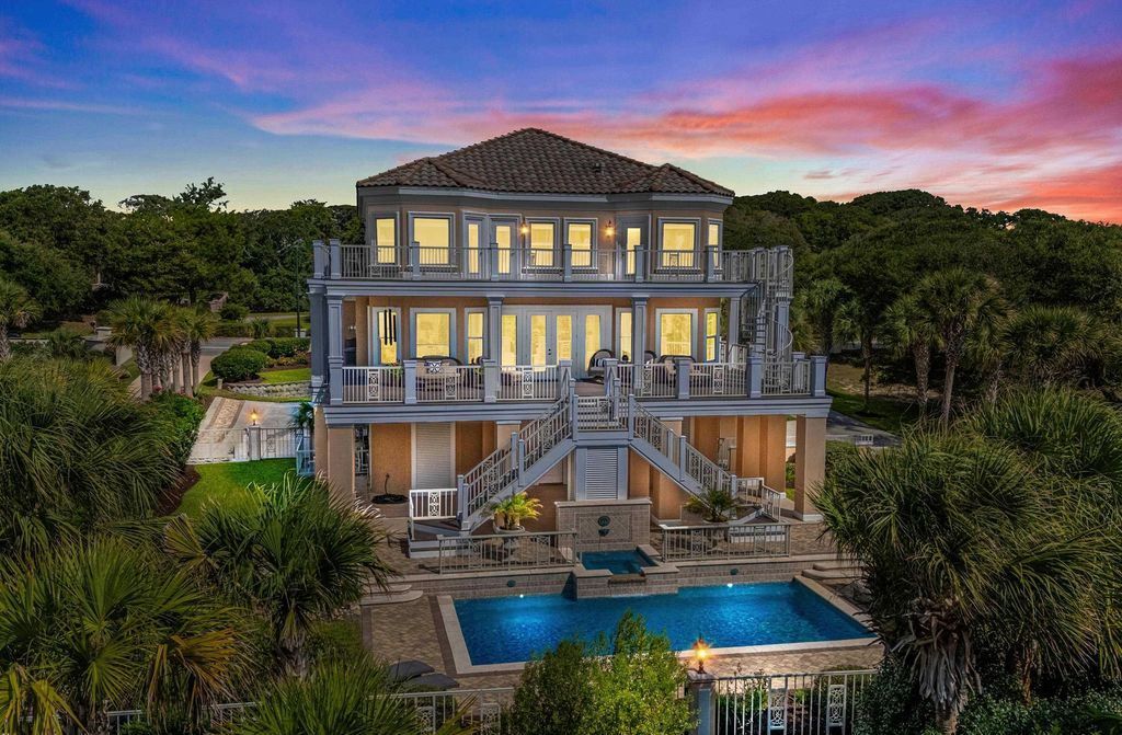 Luxurious Oceanview Estate in South Carolinas Dunes Club Hits the Market for 4.65 Million 36
