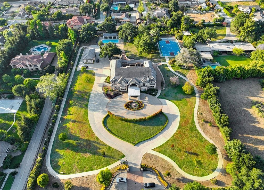 Luxury and Sophistication in California European Mediterranean Estate by Mursol Construction for 13888000 4