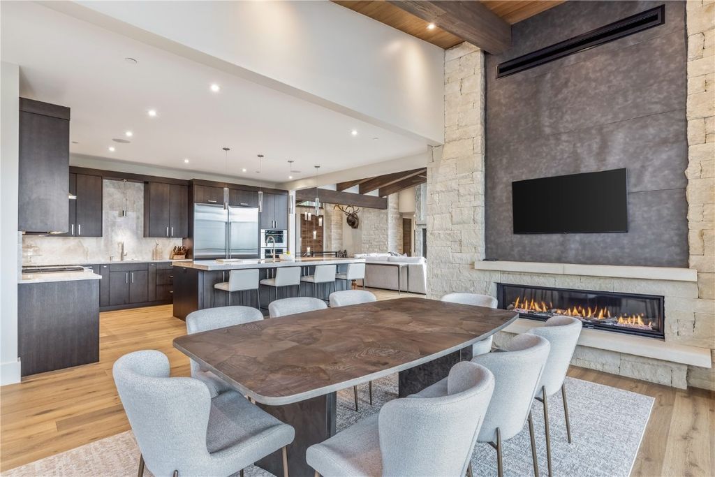 Magnificent Mountain Residence in Colorado Designed by Allen Guerra Architecture Asking 8.175 Million 20