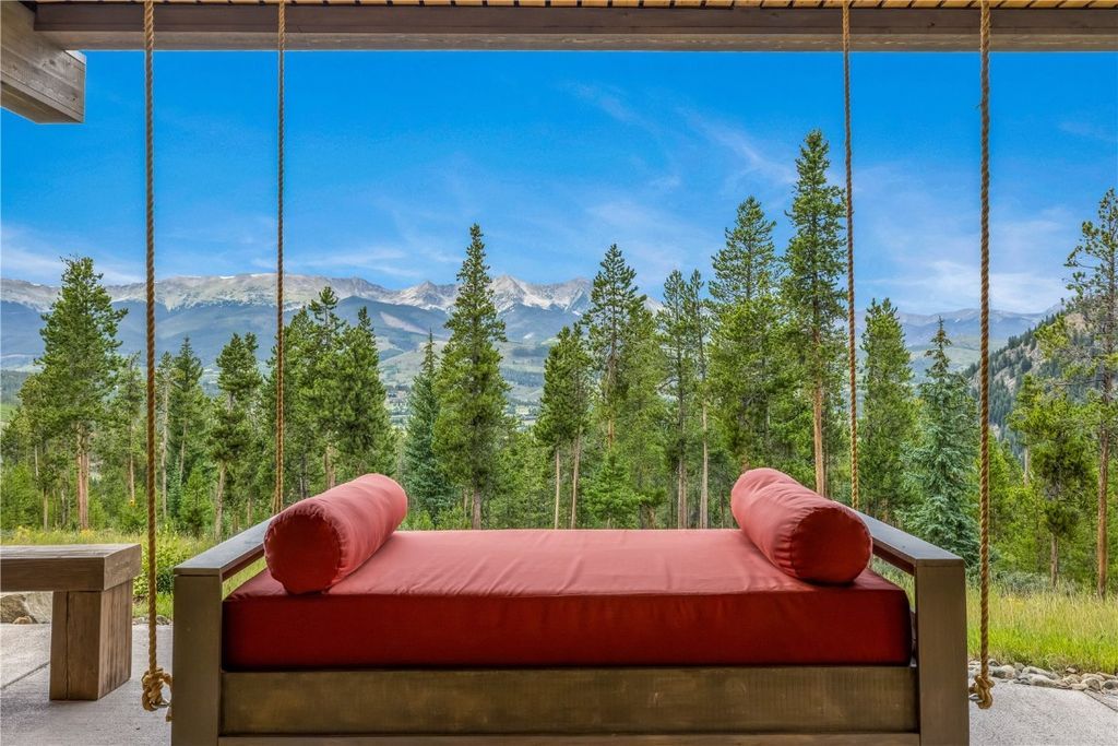 Magnificent Mountain Residence in Colorado Designed by Allen Guerra Architecture Asking 8.175 Million 34