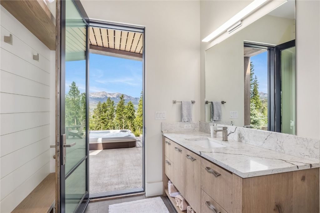 Magnificent Mountain Residence in Colorado Designed by Allen Guerra Architecture Asking 8.175 Million 38