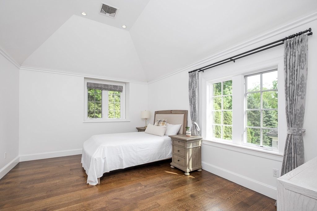 Massachusetts Estate with Showpiece Pool and Picturesque Grounds Listed for 14.9 Million 16