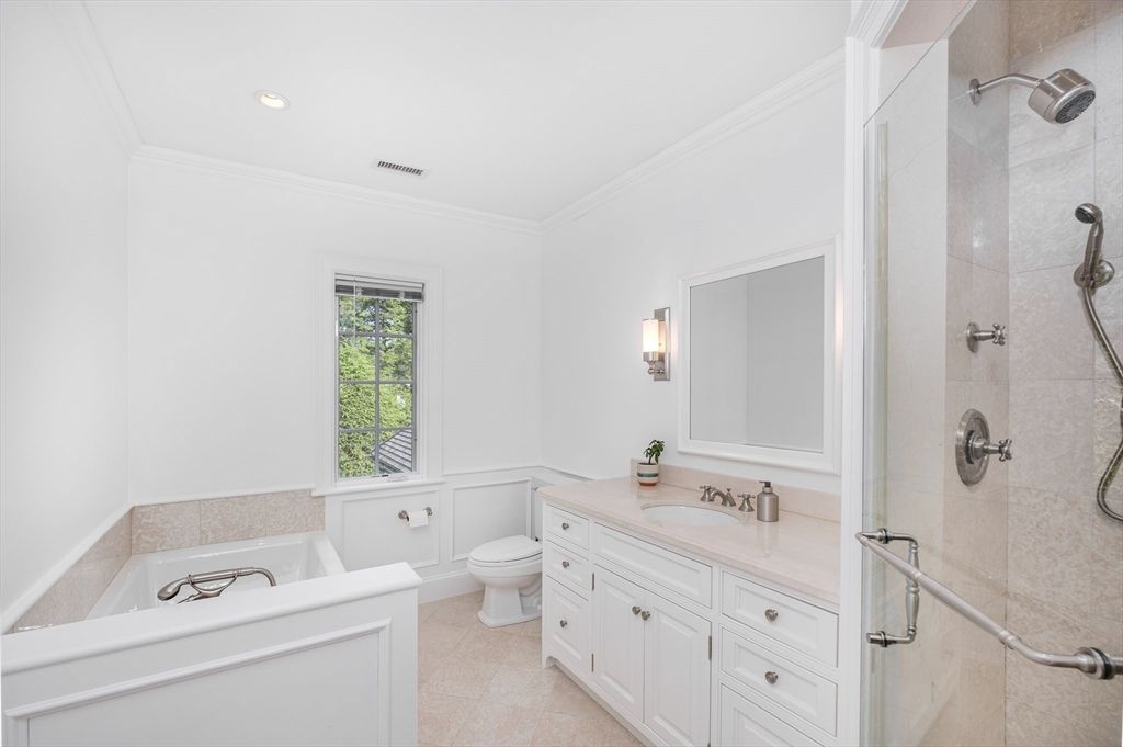 Massachusetts Estate with Showpiece Pool and Picturesque Grounds Listed for 14.9 Million 21