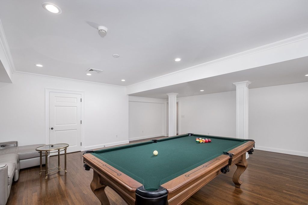 Massachusetts Estate with Showpiece Pool and Picturesque Grounds Listed for 14.9 Million 28