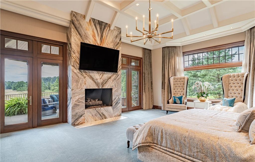 Masterpiece Estate in Ohio with Unique Amenities and Impeccable Craftsmanship Listed for 19995000 16