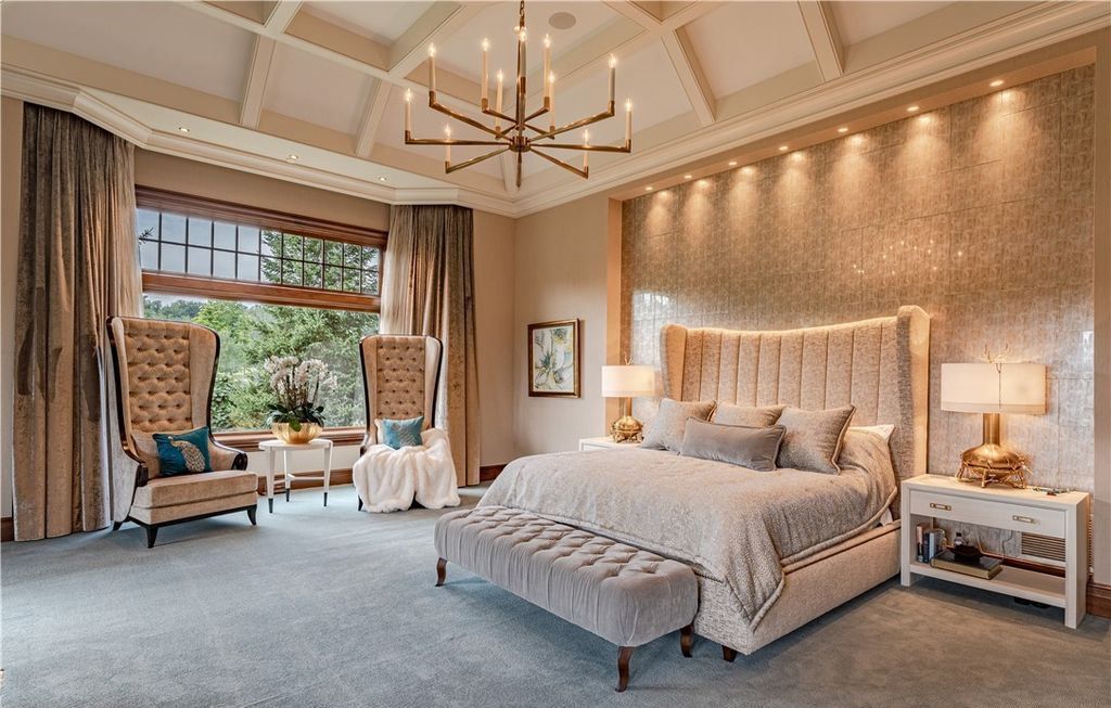 Masterpiece Estate in Ohio with Unique Amenities and Impeccable Craftsmanship Listed for 19995000 17