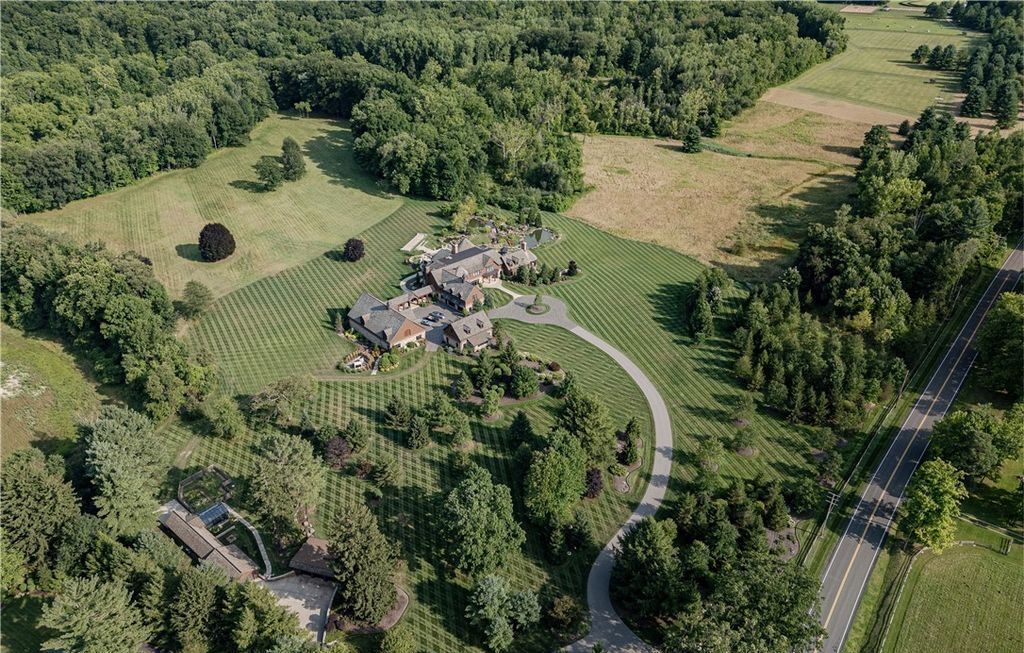Masterpiece Estate in Ohio with Unique Amenities and Impeccable Craftsmanship Listed for 19995000 2