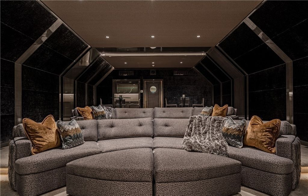 Masterpiece Estate in Ohio with Unique Amenities and Impeccable Craftsmanship Listed for 19995000 24