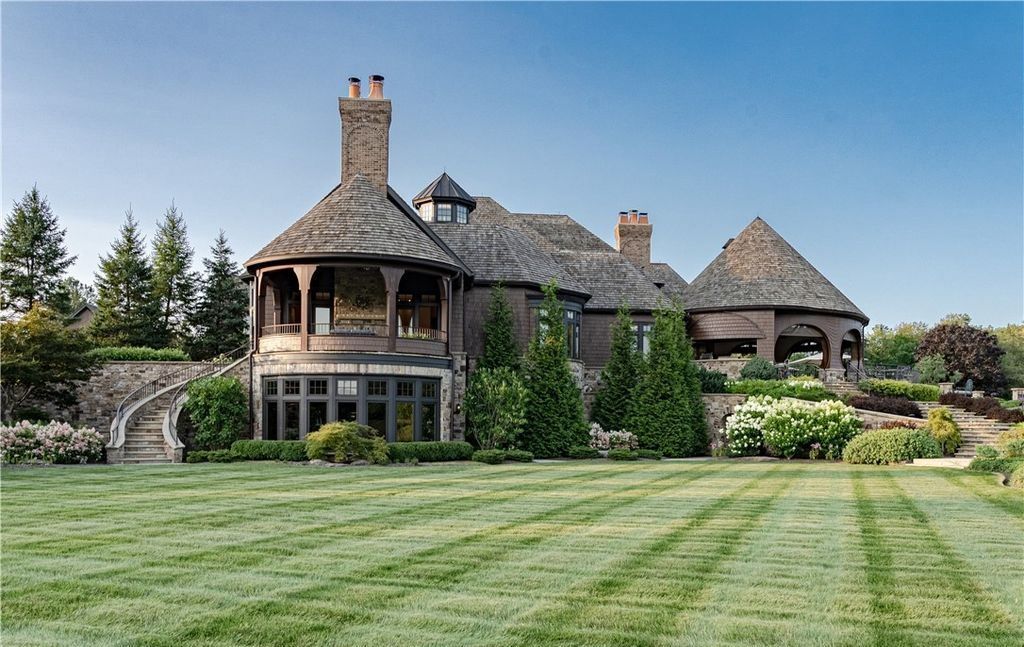 Masterpiece Estate in Ohio with Unique Amenities and Impeccable Craftsmanship Listed for 19995000 40