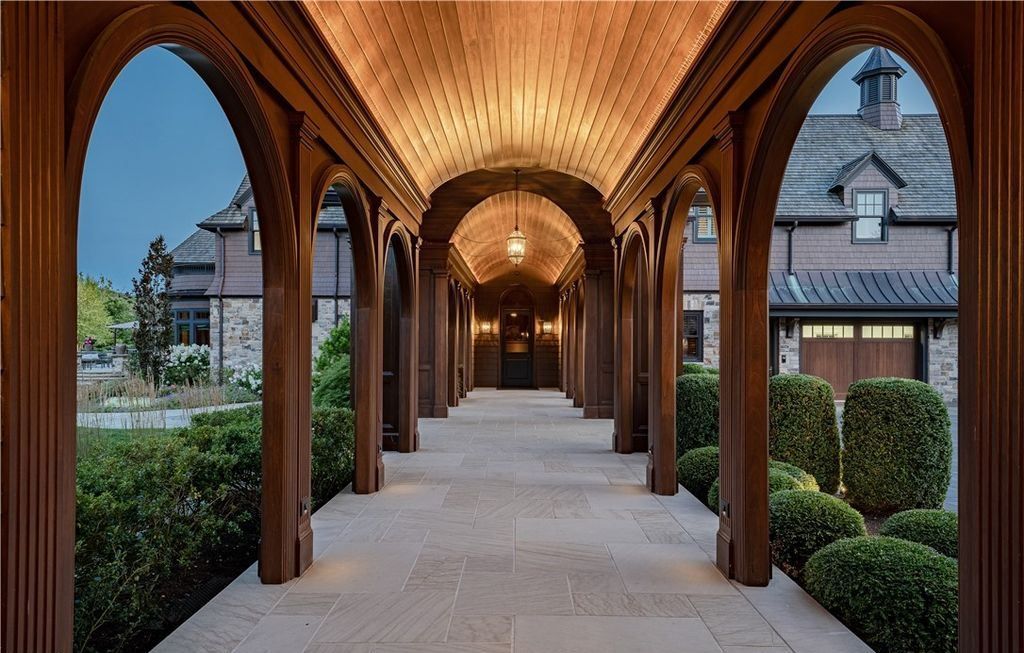 Masterpiece Estate in Ohio with Unique Amenities and Impeccable Craftsmanship Listed for 19995000 42