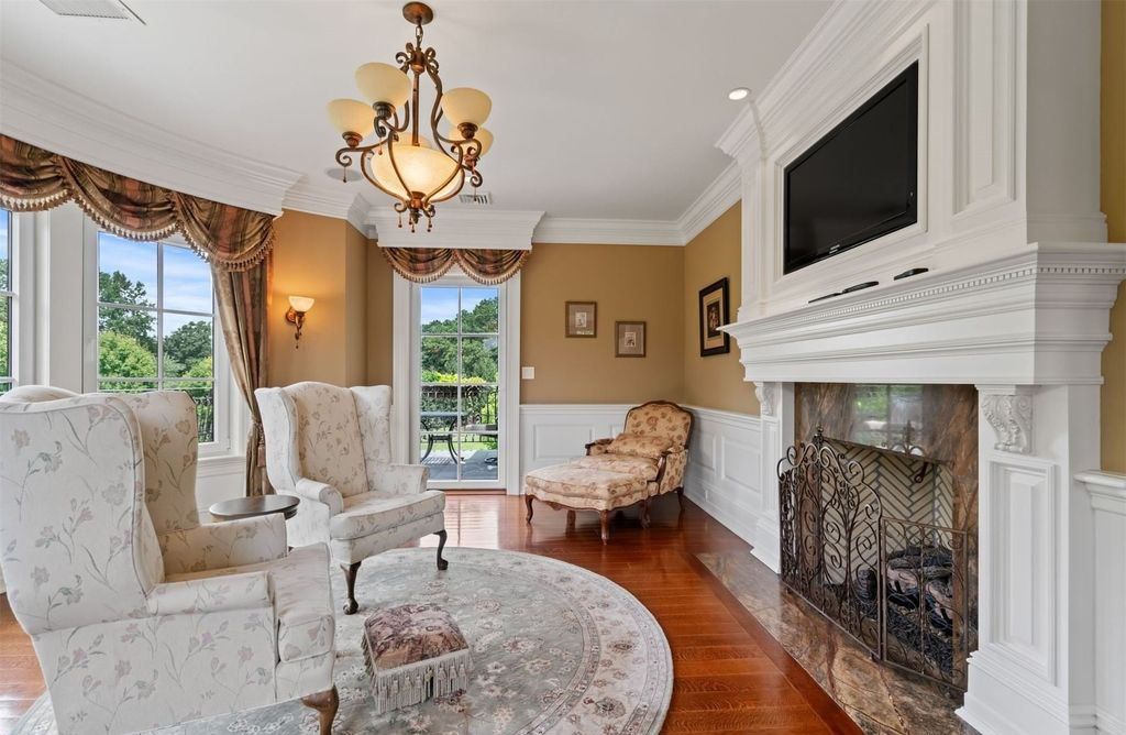 New York Gold Coast Gem European Inspired Mansion Perfect for Living and Entertaining at 9495000 18