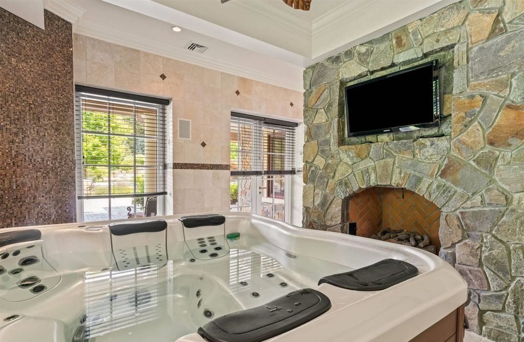 New York Gold Coast Gem European Inspired Mansion Perfect for Living and Entertaining at 9495000 28