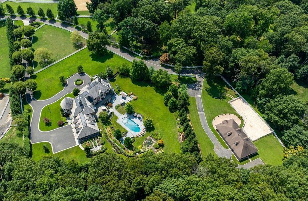 New York Gold Coast Gem European Inspired Mansion Perfect for Living and Entertaining at 9495000 32