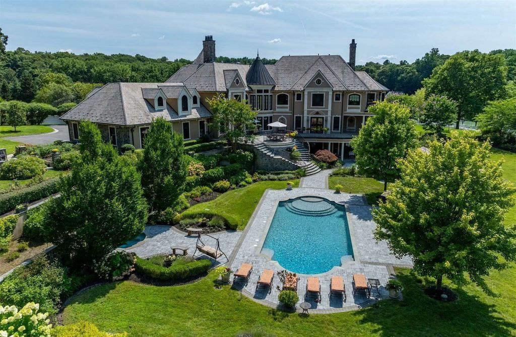 New York Gold Coast Gem European Inspired Mansion Perfect for Living and Entertaining at 9495000 33