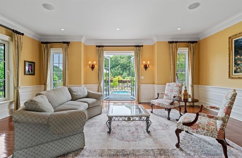 New York Gold Coast Gem European Inspired Mansion Perfect for Living and Entertaining at 9495000 7