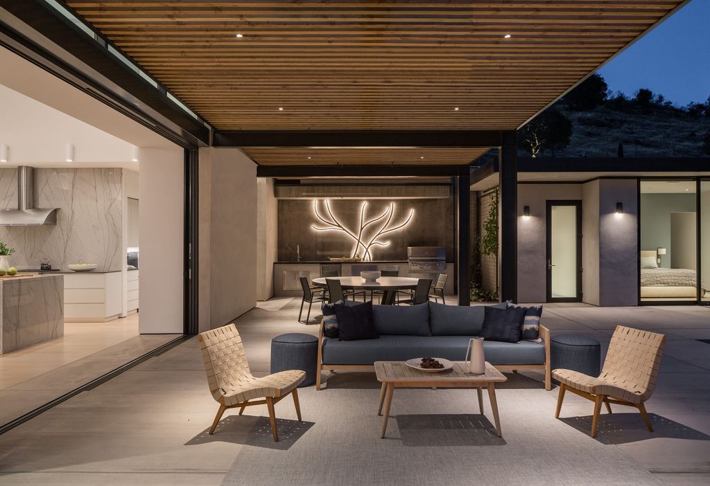 Ridgeview House Contemporary Retreat by Signum Architecture 11