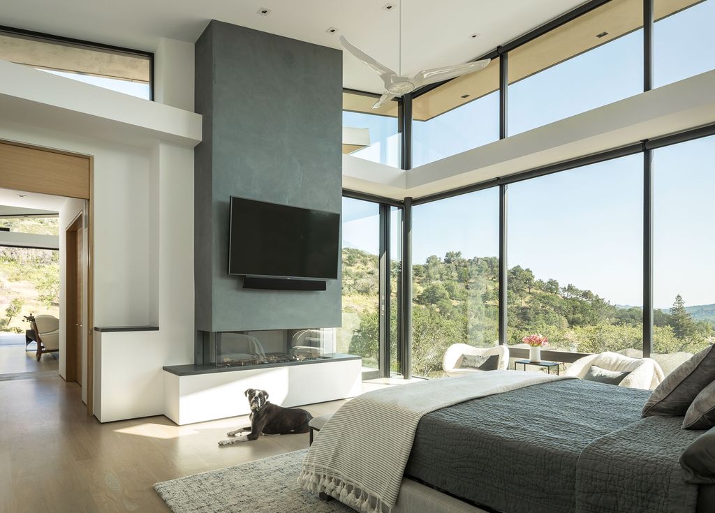Ridgeview House, Contemporary Retreat by Signum Architecture