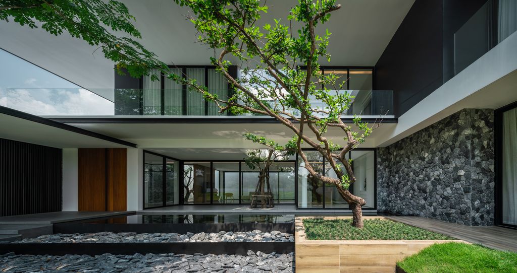 Soffit House Tropical Design by Ayutt and Associates design 15