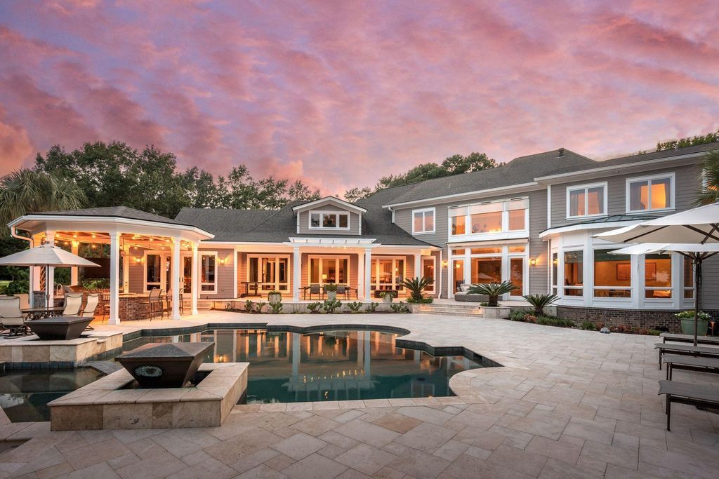 South Carolina Estate Showcases Elegant Features Luxurious Finishes and Exceptional Craftsmanship for 4.2 Million 1