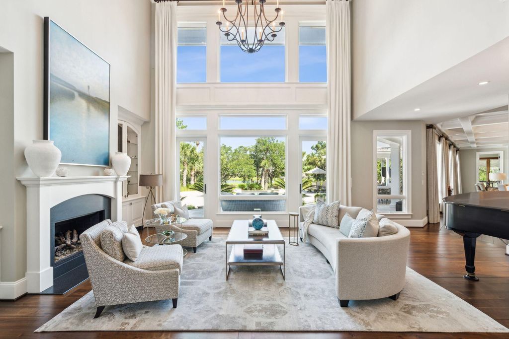South Carolina Estate Showcases Elegant Features Luxurious Finishes and Exceptional Craftsmanship for 4.2 Million 10
