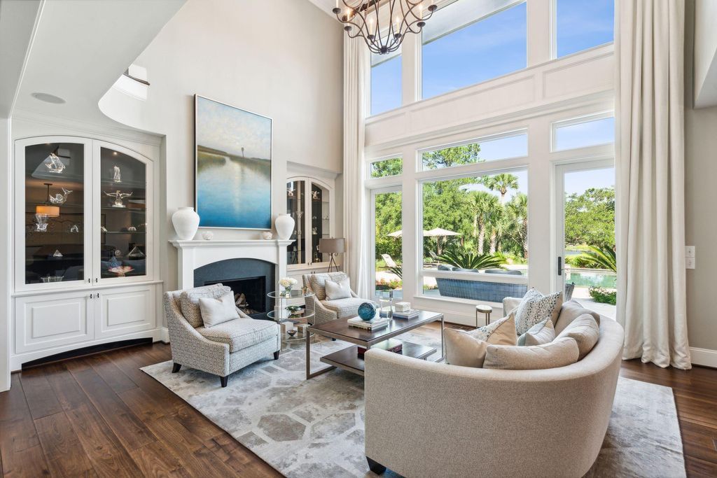 South Carolina Estate Showcases Elegant Features Luxurious Finishes and Exceptional Craftsmanship for 4.2 Million 11