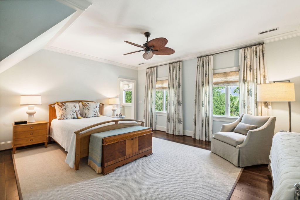 South Carolina Estate Showcases Elegant Features Luxurious Finishes and Exceptional Craftsmanship for 4.2 Million 36