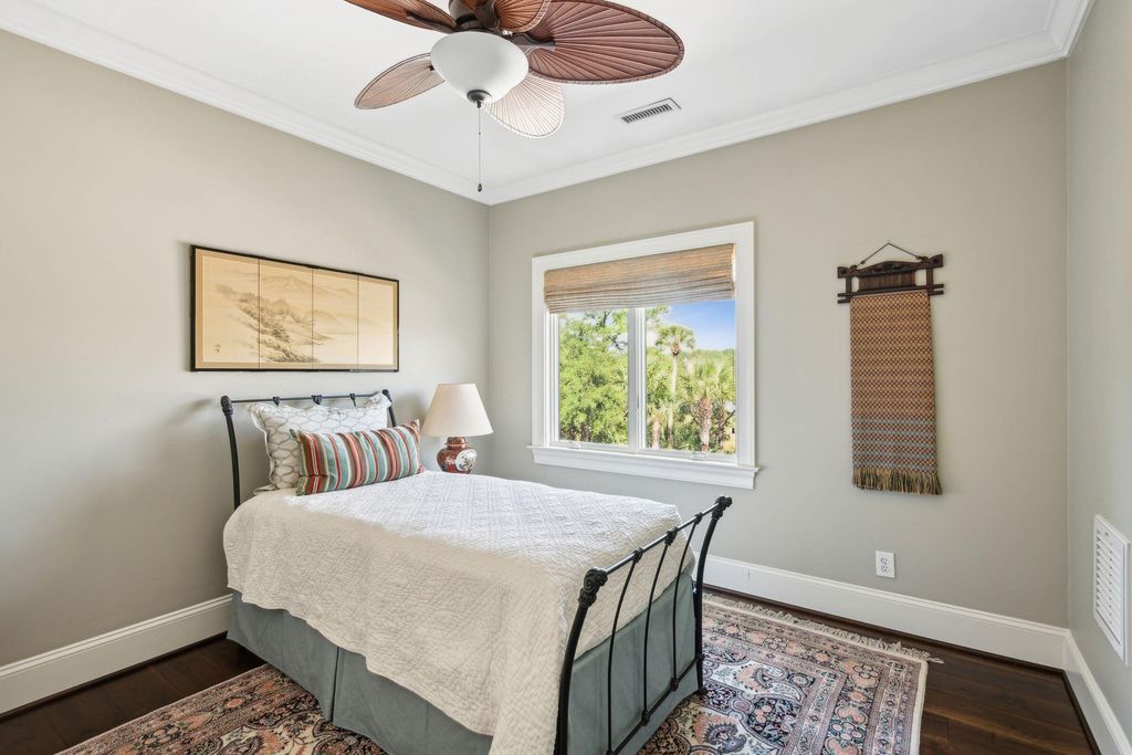 South Carolina Estate Showcases Elegant Features Luxurious Finishes and Exceptional Craftsmanship for 4.2 Million 38